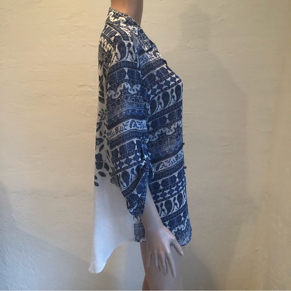 One World Women’s Size L White/Blue Paisley Floral Chiffon Blouse 3/4 Sleeves - Picture 3 of 16